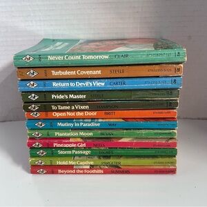 Vintage A Harlequin Romance 12 books collection LOT 9